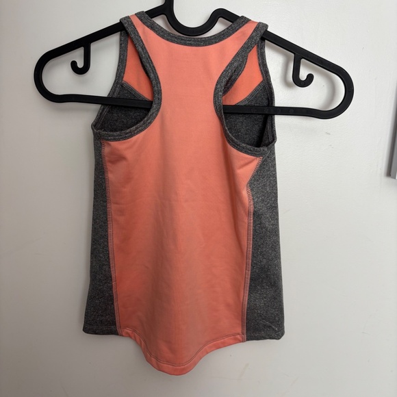 Sport tank top - 6 yo - Picture 2 of 2